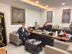 Cemil Özdemir Sahaya İndi: Esnafın Talepleri Tek Tek Dinleniyor