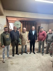Teşekkür Ziyaretleri Sürüyor: Özdemir’den Esnafla Yakın Temas